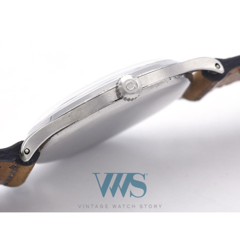 OMEGA (Classic Big Pan 265 - Petite seconde "Index Or rose" / ref. 2609-8), vers 1950