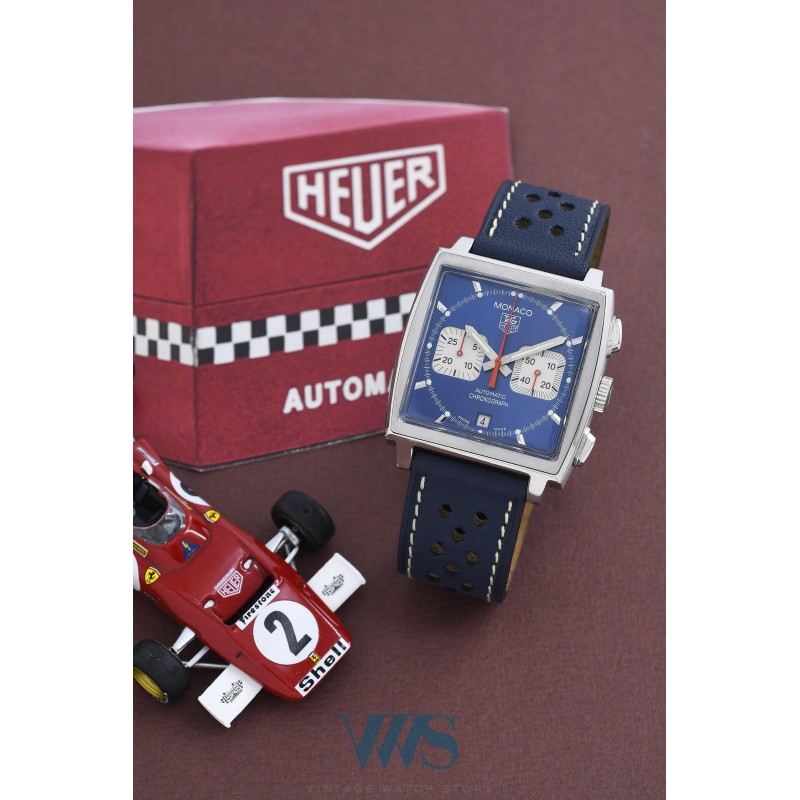 TAG HEUER (CHRONOGRAPHE MONACO BLUE / Steve McQueen / ref. CW2113.FC6183), vers 2005