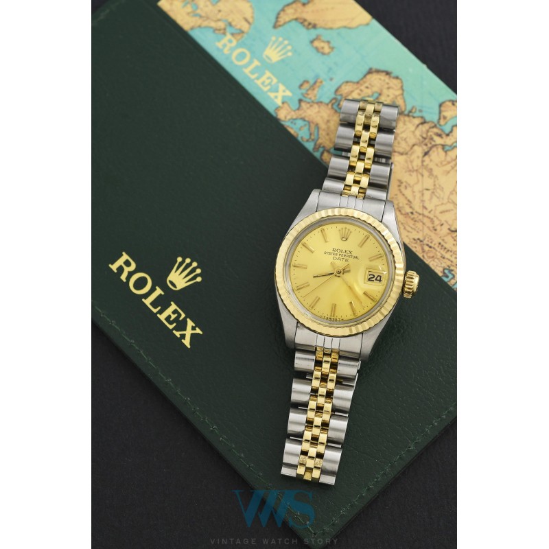 ROLEX (OYSTER PERPÉTUEL DATE / LADY OR & ACIER / ref. 6917 F), vers 1981
