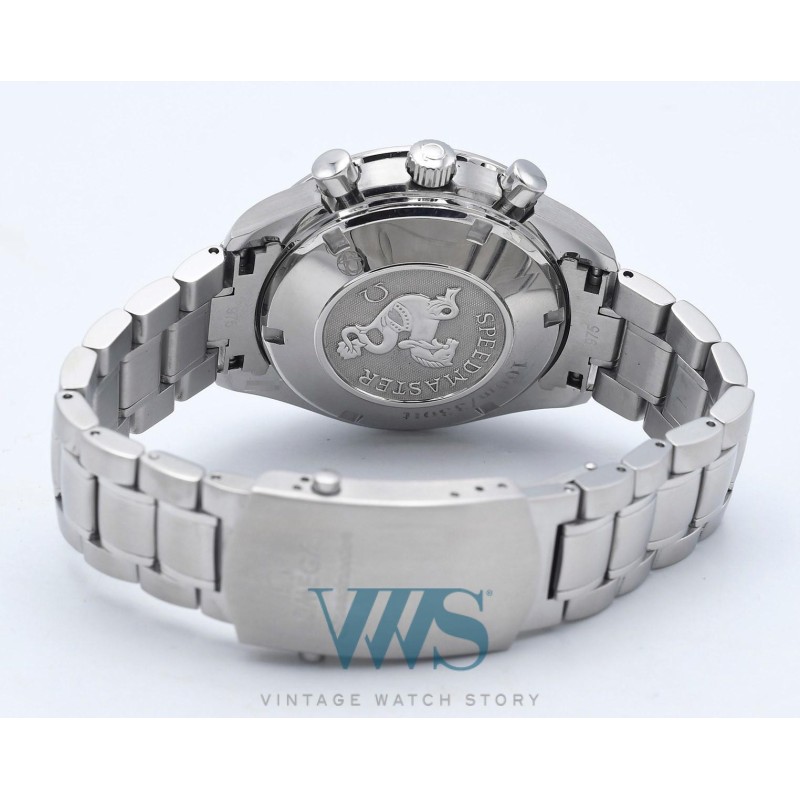 OMEGA (Chronographe Speedmaster Auto Date - Silver - Signature Rouge / ref. 323.1040.400.2001/ 178.0068), vers 2015