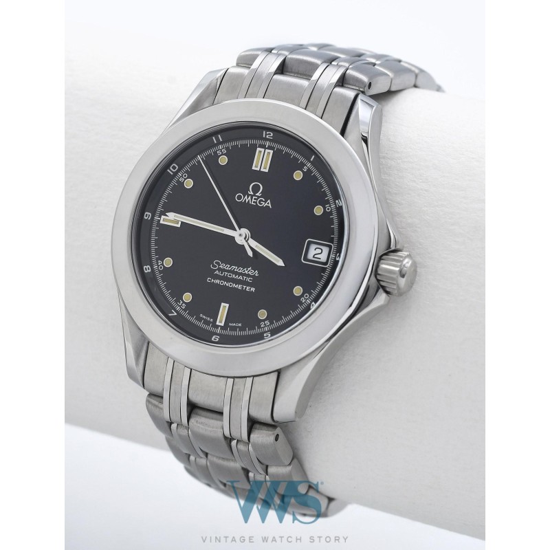 OMEGA (SEAMASTER CHRONOMETRE / BLACK / ref. 168.1501), vers 1985