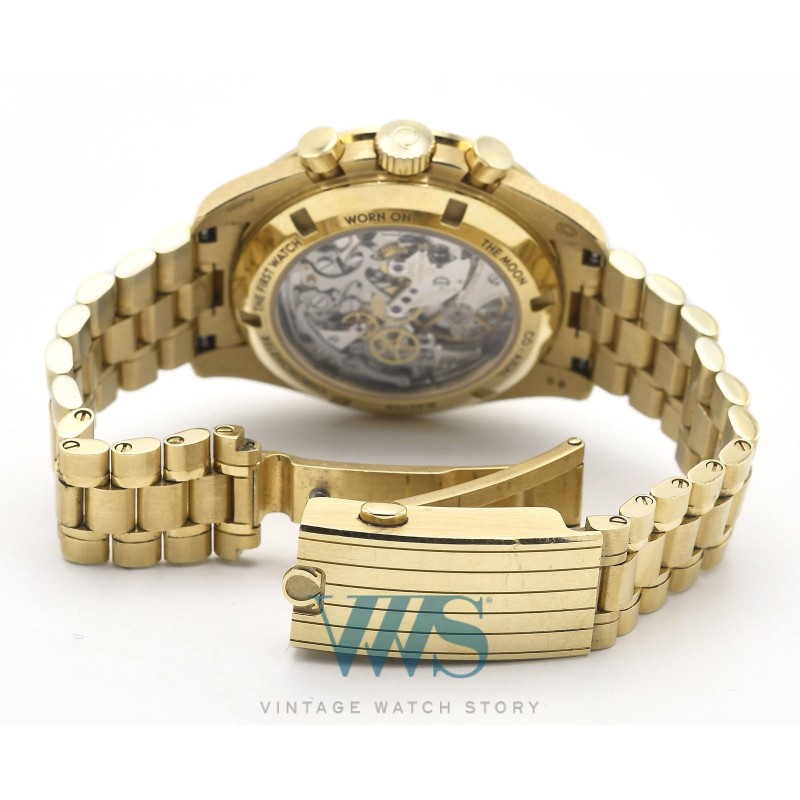 OMEGA (Chronographe Speedmaster Professional Coaxial / Green - Or jaune / ref. 310.60.42.50.10001), vers 2024