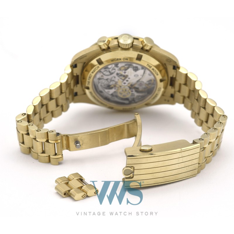 OMEGA (Chronographe Speedmaster Professional Coaxial / Green - Or jaune / ref. 310.60.42.50.10001), vers 2024