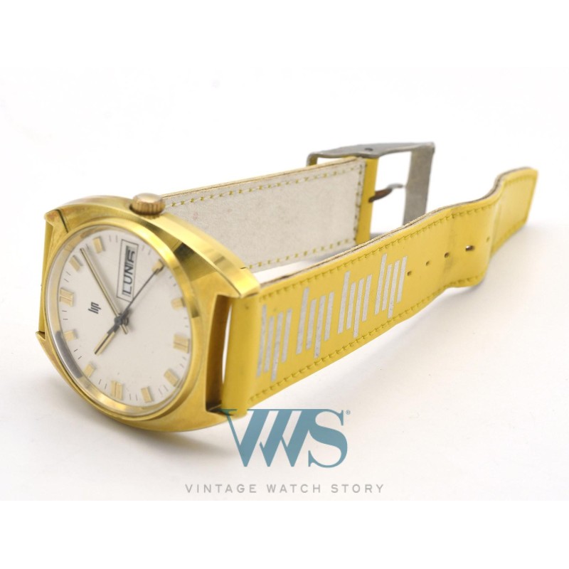 LIP (Tonneau plaqué or / Double date - mécanique / ref. 42844), vers 1973
