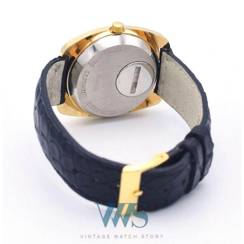 LIP (Sport tonneau luxe / Plaqué or - Electronic / ref. 42 955), vers 1974