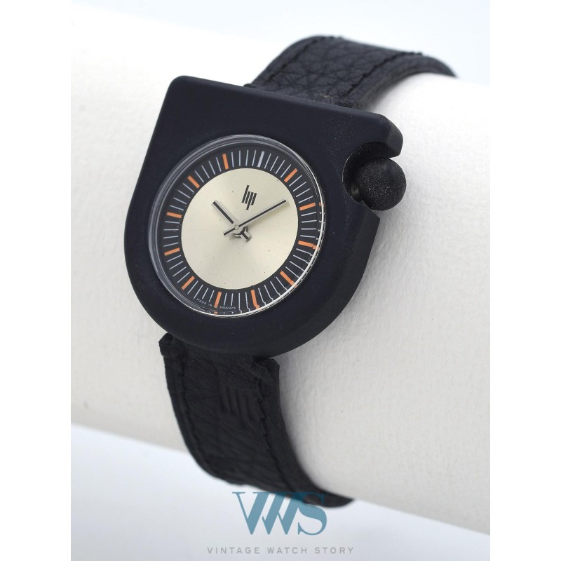 LIP (Design by Roger Tallon - Ecusson noir / Soleil Orange / ref. 43310/2), vers 1975/76