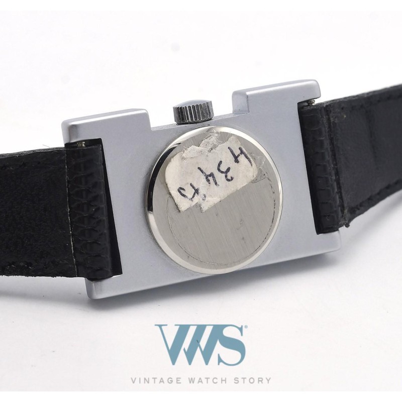 LIP (Lady rectangle Design / Black - Chiffres Arabes by Isabelle Hebey / ref. 43358), vers 1976