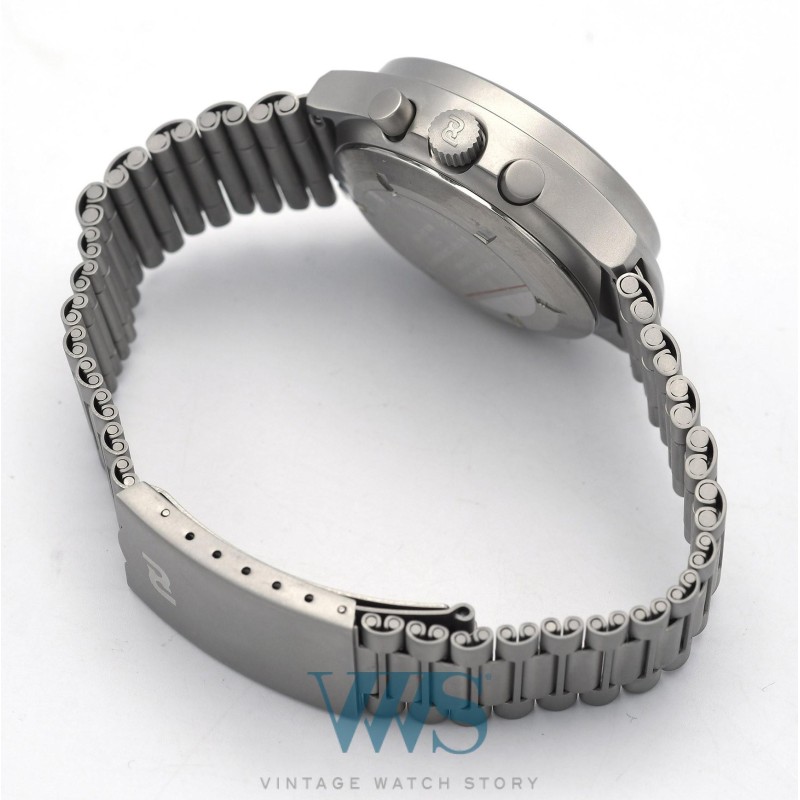 PORSCHE DESIGN (CHRONOGRAPHE MILITARY GREY by ORFINA / OTAN / ref. 7177), vers 1980