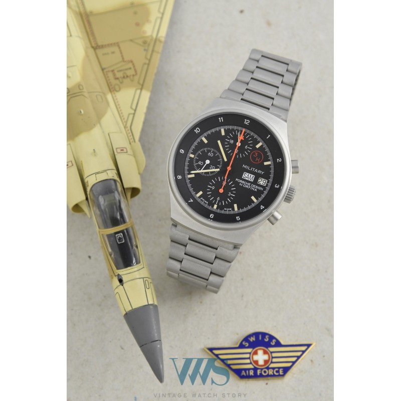 PORSCHE DESIGN (CHRONOGRAPHE MILITARY GREY by ORFINA / OTAN / ref. 7177), vers 1980
