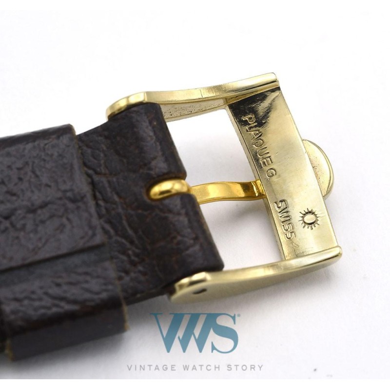 OMEGA (Classic de Luxe / 1er Chronomètre - Or Jaune / numéroté), vers 1944