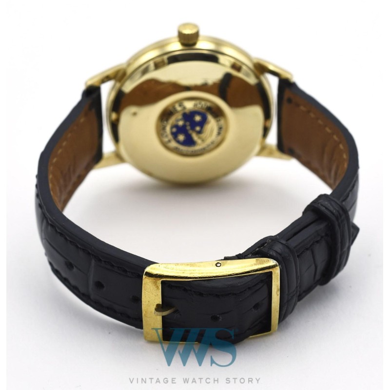 LONGINES (CONQUEST LUXE / GRANDE DATE - AUTOMATIC OR JAUNE / ref. 9025/2), vers 1953