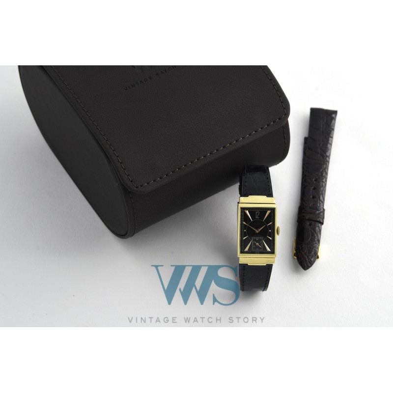 JAEGER-LeCOULTRE (RECTANGULAIRE UNIPLAN / BRANCARD - OR JAUNE / numéroté), vers 1940/43