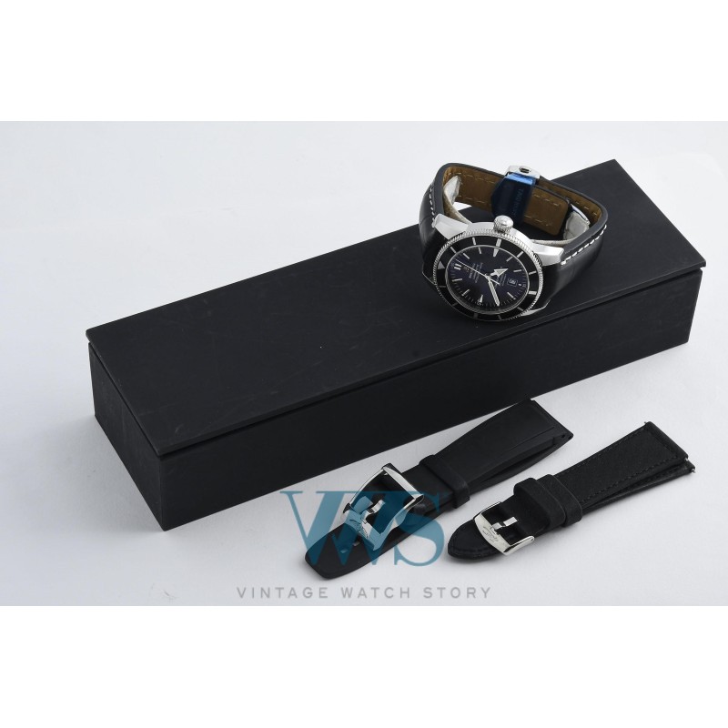 BREITLING (SUPEROCÉAN HÉRITAGE 46 / BLACK - EDITION SPÉCIALE 200 M / ref. A1732024), vers 2007
