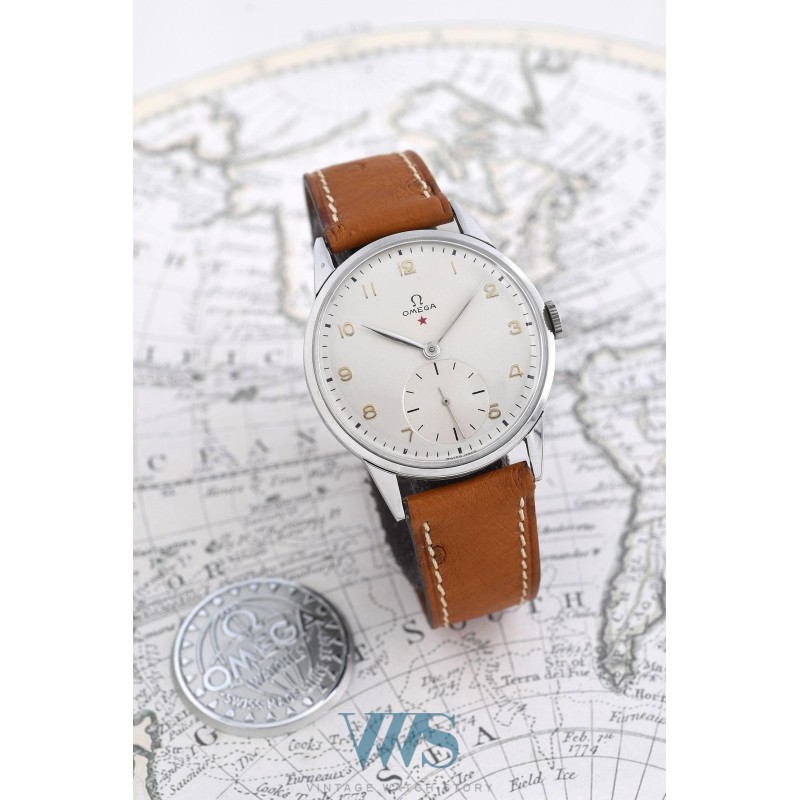 OMEGA (Classic Big Pan Export - Petite seconde "Red Star" / ref. 2272-1W), vers 1944