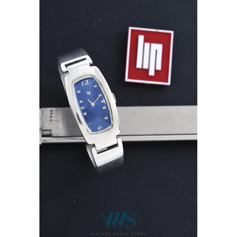 LIP (Lady Bracelet Jonc - Montre Tonneau / Argent n° 43143), vers 1976