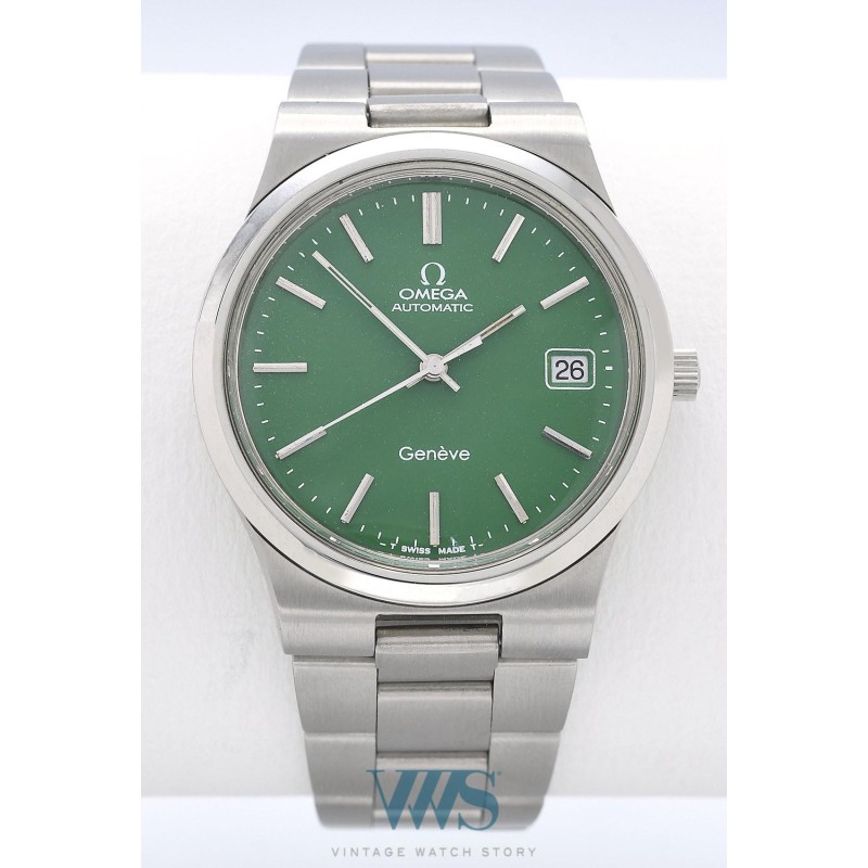 OMEGA (Genève Sport Automatic British Racing Green - Date / ref. 166.0173),  vers 1973 - Vintage Watch Story