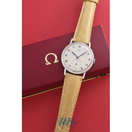 OMEGA (Classic GT / Chiffres Arabes - Petite seconde / ref. 2609-6), vers 1944